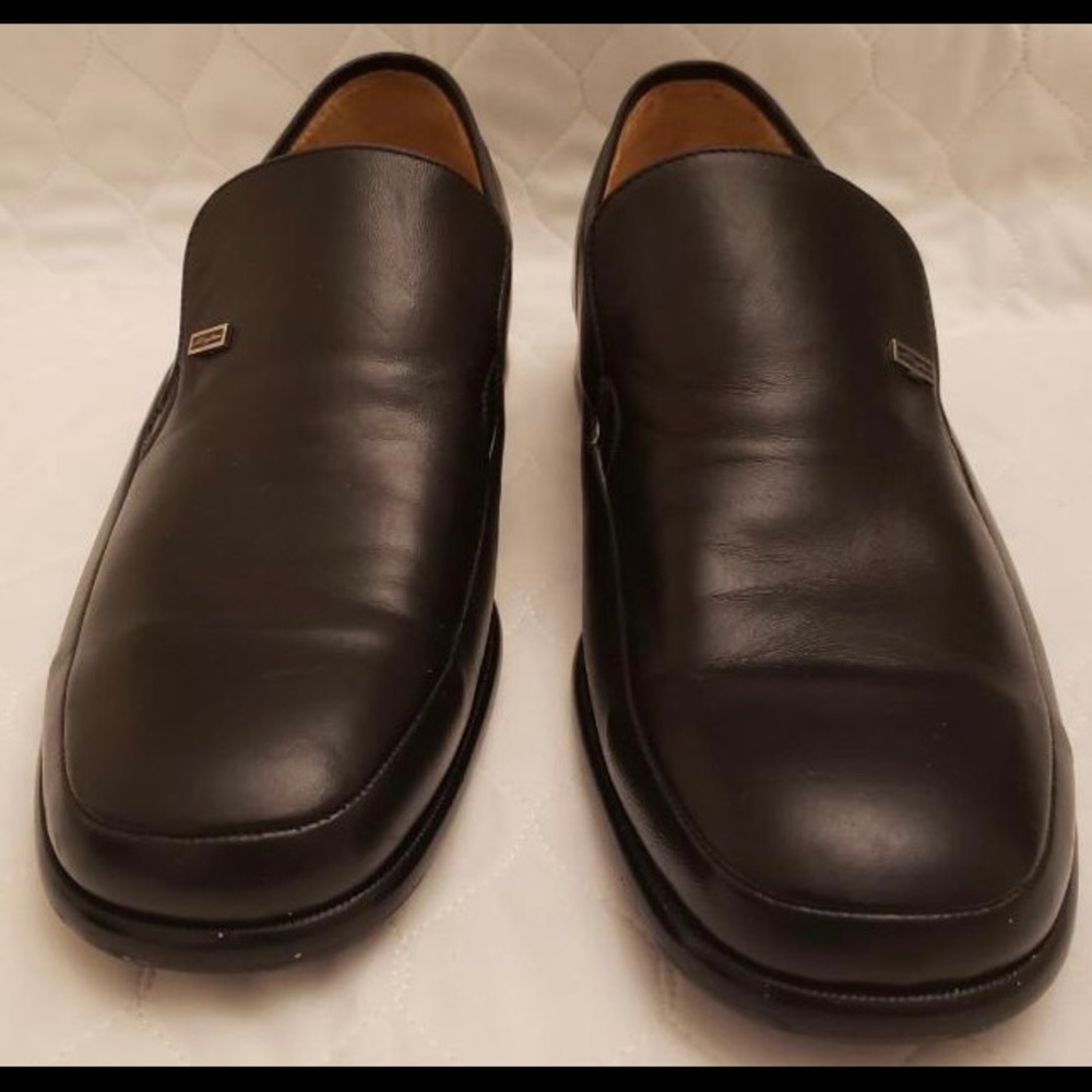 Mezlan Brand, Men’s Leather Loafers, Black Colored, Size 9